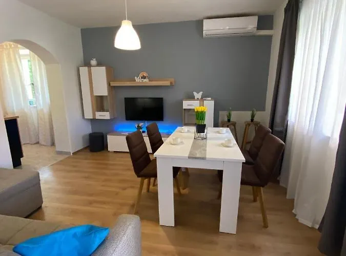 Dora Appartamento *