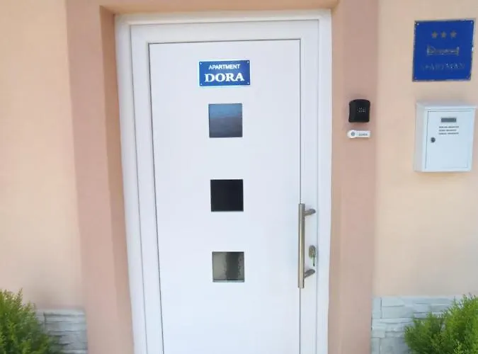 Dora Zara