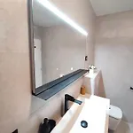 Dora *