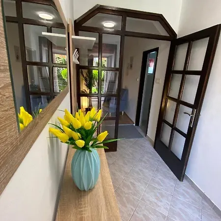Appartement Dora *